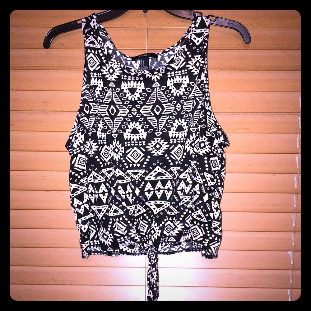 Crop top with tie